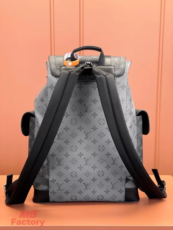 高仿奢侈品 LV Christopher MM 黑色雙拼色 印花 中號雙肩 後背包 M45419 實拍照片背面