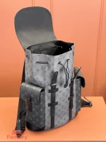 高仿奢侈品 LV Christopher MM 黑色雙拼色 印花 中號雙肩 後背包 M45419 實拍照片側邊