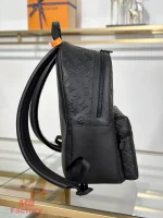 高仿奢侈品 LV Discovery 黑色 壓花 雙肩 後背包 M46553 實拍照片側面