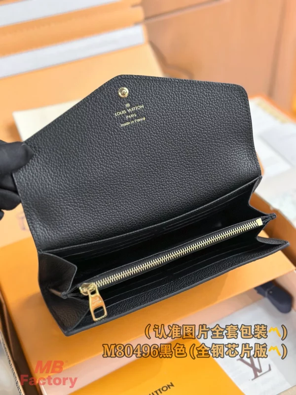 高仿精品 LV Sarah 黑色 壓花 扣子長款錢包 M80496 實拍照片容量