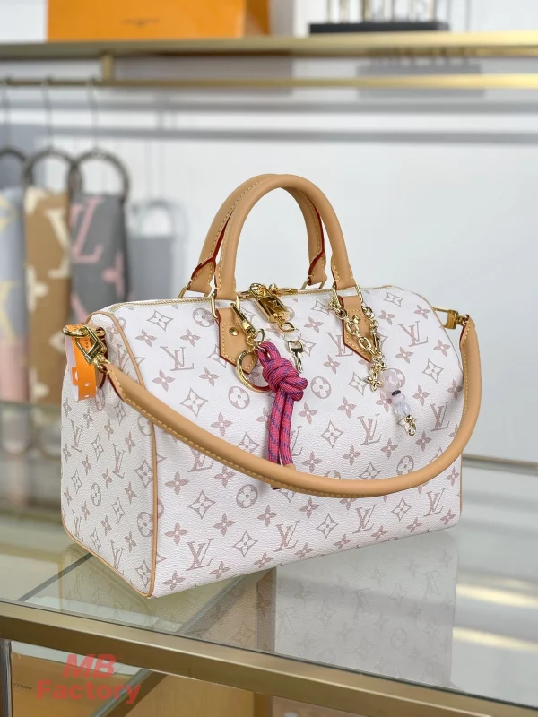 高仿精品 LV Speedy30 白花沙丘色 粉紅色 單肩 斜背 旅行包 M15108 實拍照片側面