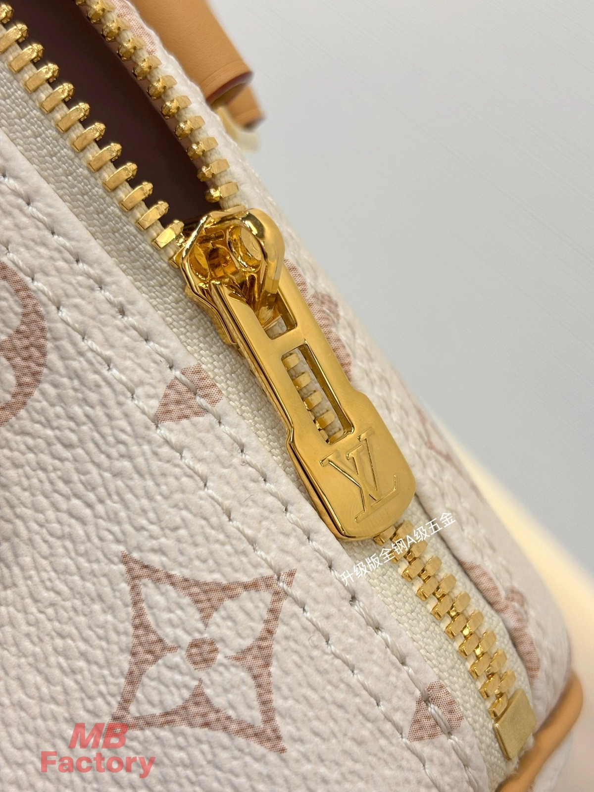 高仿精品 LV Speedy30 白花沙丘色 粉紅色 單肩 斜背 旅行包 M15108 實拍細節全鋼五金拉鏈