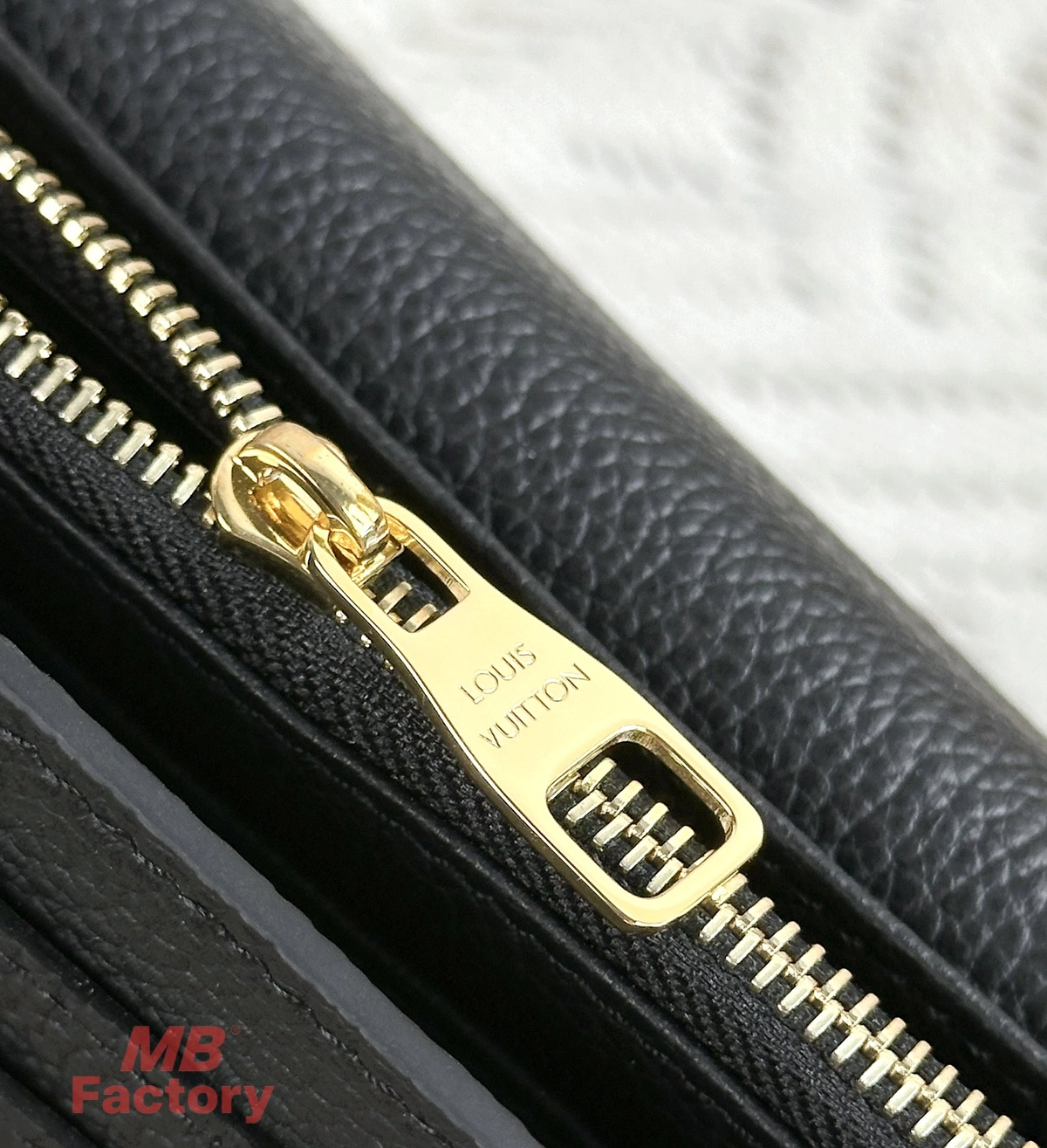 高仿精品 LV 黑色 壓花 拉鏈錢包 M80481 實拍照片全鋼拉鏈